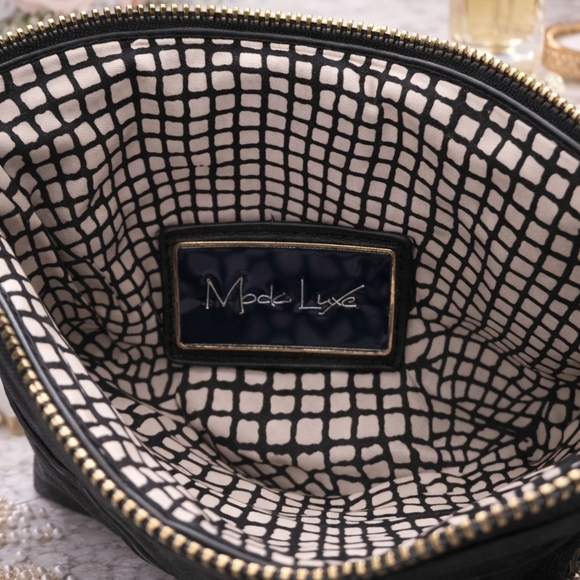 Moda Luxe classic Black Leather Foldover Shoulder Bag with Tassel and Gold Chain - Picture 4 of 4